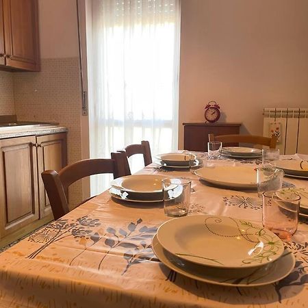 Iris Hosting Appartamenti Per Famiglie Favaro Veneto Buitenkant foto