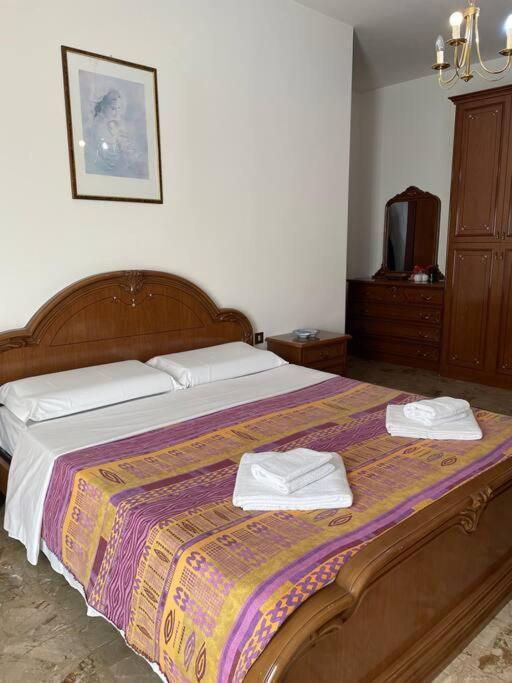 Iris Hosting Appartamenti Per Famiglie Favaro Veneto Buitenkant foto